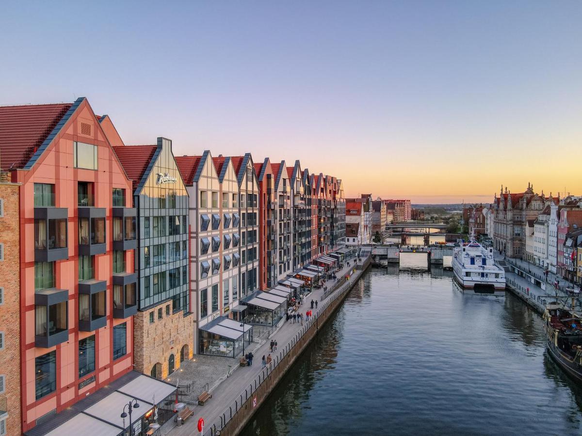 Rent Like Home - Deo Plaza Wyspa Spichrzow Gdańsk Eksteriør bilde